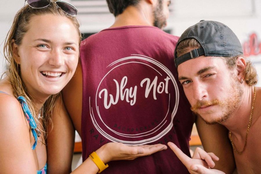 Хостел Why Not Backpackers Мірісса Екстер'єр фото
